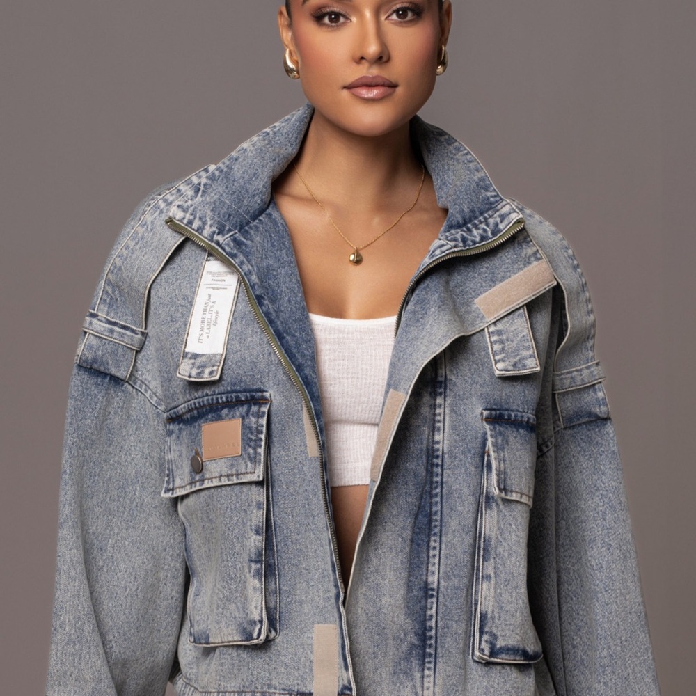 JLUXLABEL ESTHER Medium Wash Blue Denim Utility Jacket